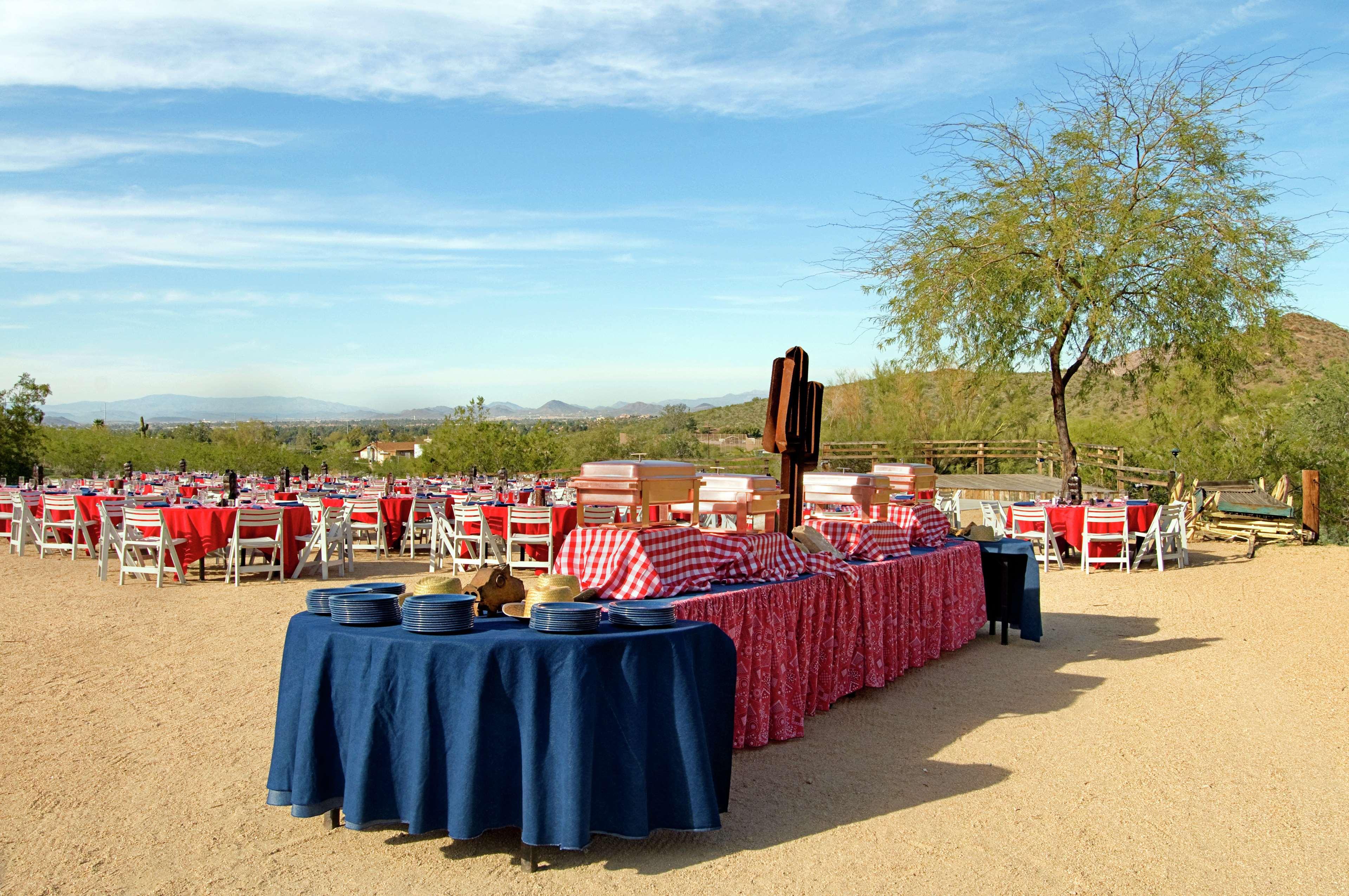 Hilton Phoenix Tapatio Cliffs Resort Restaurant billede