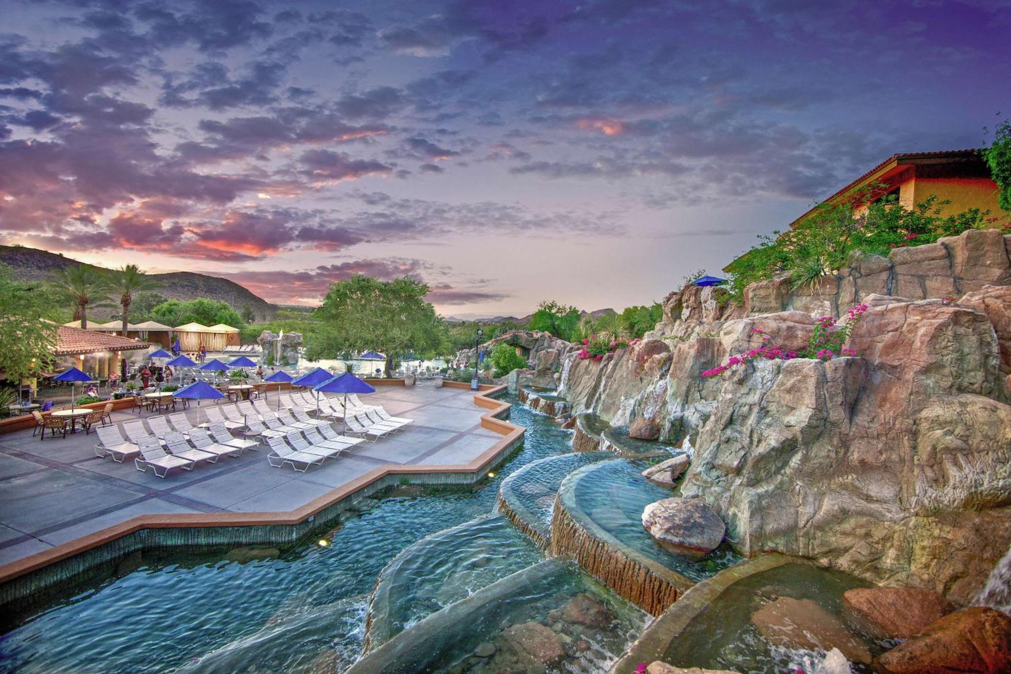 Hilton Phoenix Tapatio Cliffs Resort Eksteriør billede