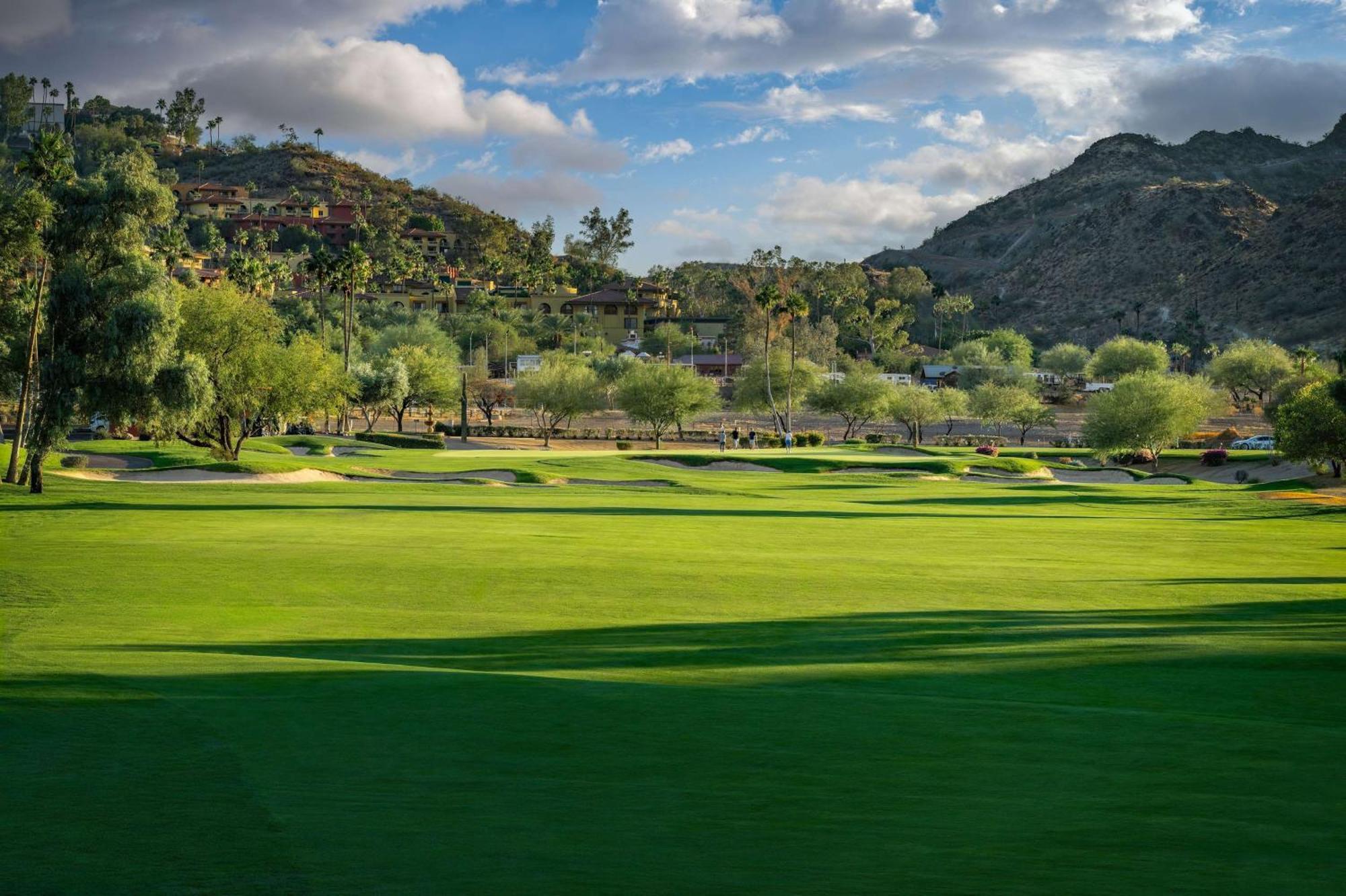 Hilton Phoenix Tapatio Cliffs Resort Eksteriør billede